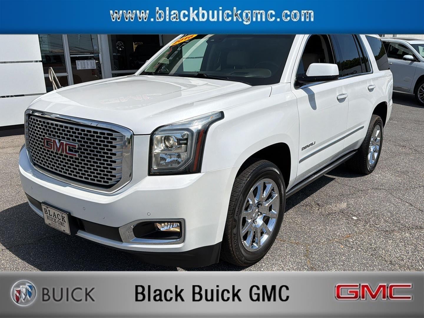 2016 GMC Yukon Denali in White Frost Tricoat — front three-quarter view