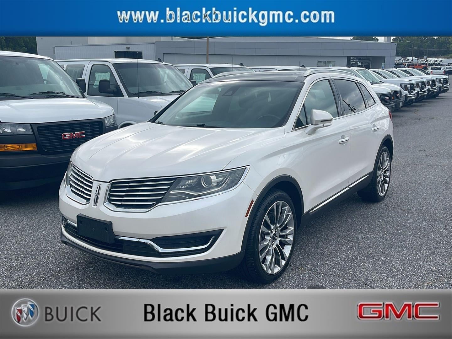 2016 Lincoln MKX Reserve in Other — front three-quarter view