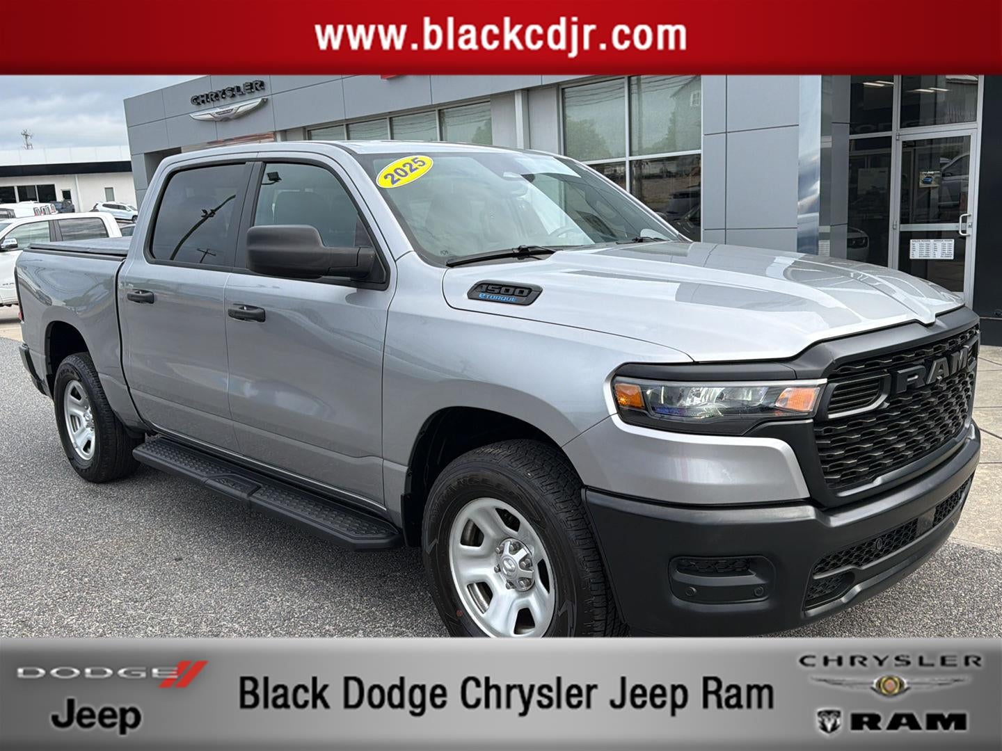 2025 RAM 1500 Tradesman Crew Cab 4x4 5'7' Box in Billet Silver Metallic Clearcoat — front three-quarter view